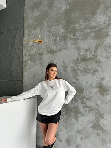 Guess GUESS 2 İPLİK KUMAŞ TAŞLI SWEAT