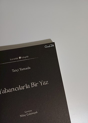 Beden Renk Yabancılarla Bir Yaz - Taiçi Yamada