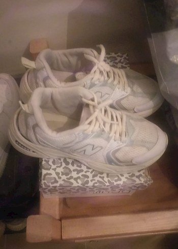 Beyaz Bağcıklı Spor Stiletto Topuklu Kadın Sneaker