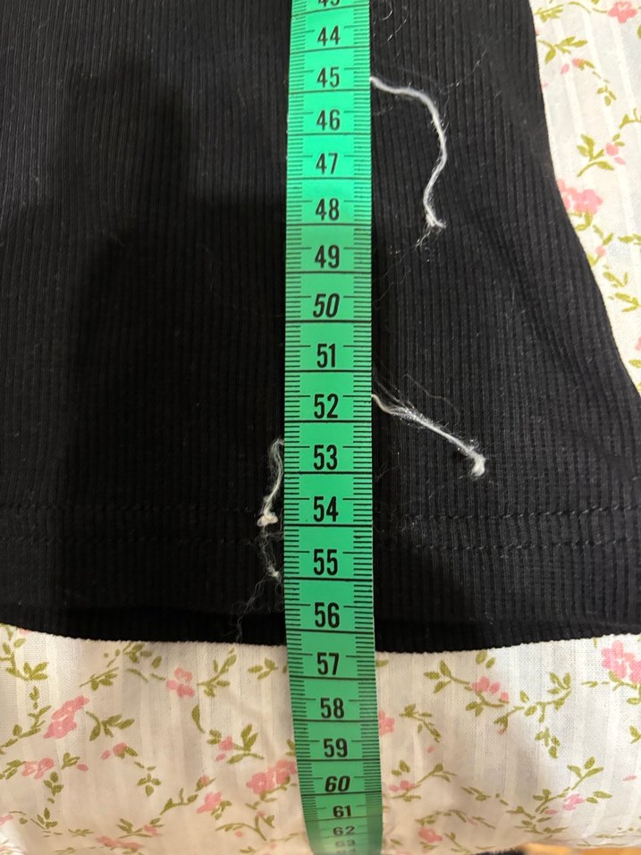 Dantel Detaylı Siyah V Yaka Uzun Kollu Bluz - Görsel 4