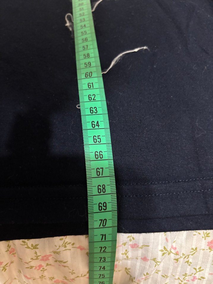 Lacivert V Yaka Tişört - Görsel 4