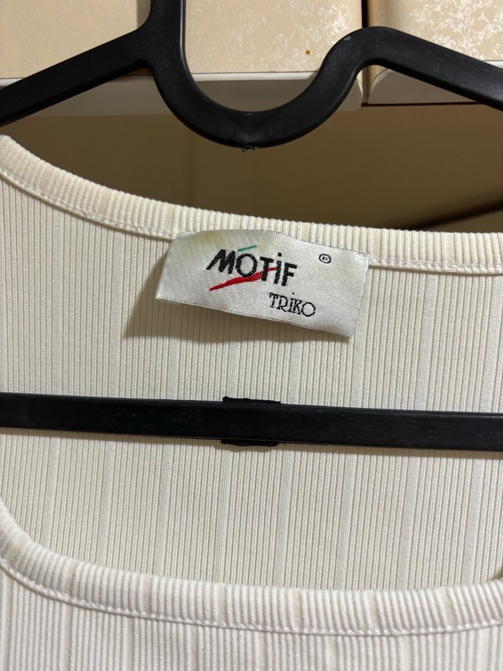 Triko Beyaz Tişört - Görsel 2