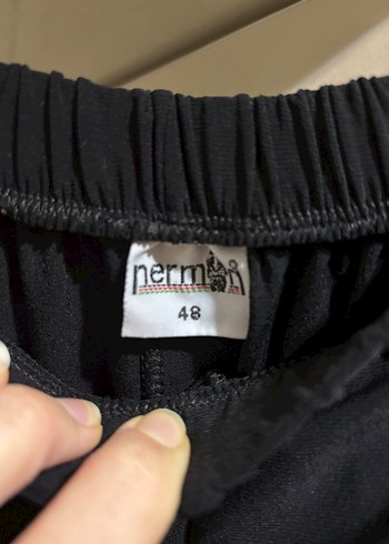 Kadın Siyah Pilili Kumaş Pantolon - Görsel 2