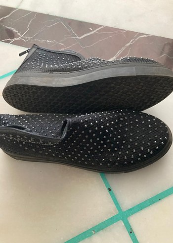 Siyah Payetli Dolgu Topuklu Kadın Sandalet - Görsel 2