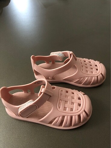 LC Waikiki Lcw Kız çocuk Pudra Sandalet 24 Numara
