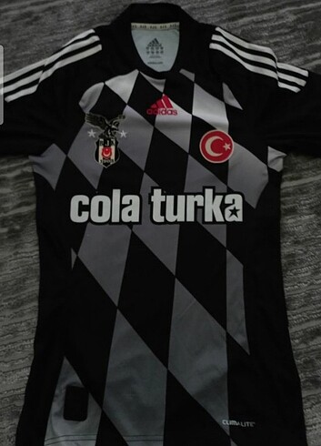 Beşiktaş pençe forması , Beşiktaş Kartal forması ARANIYOR!!