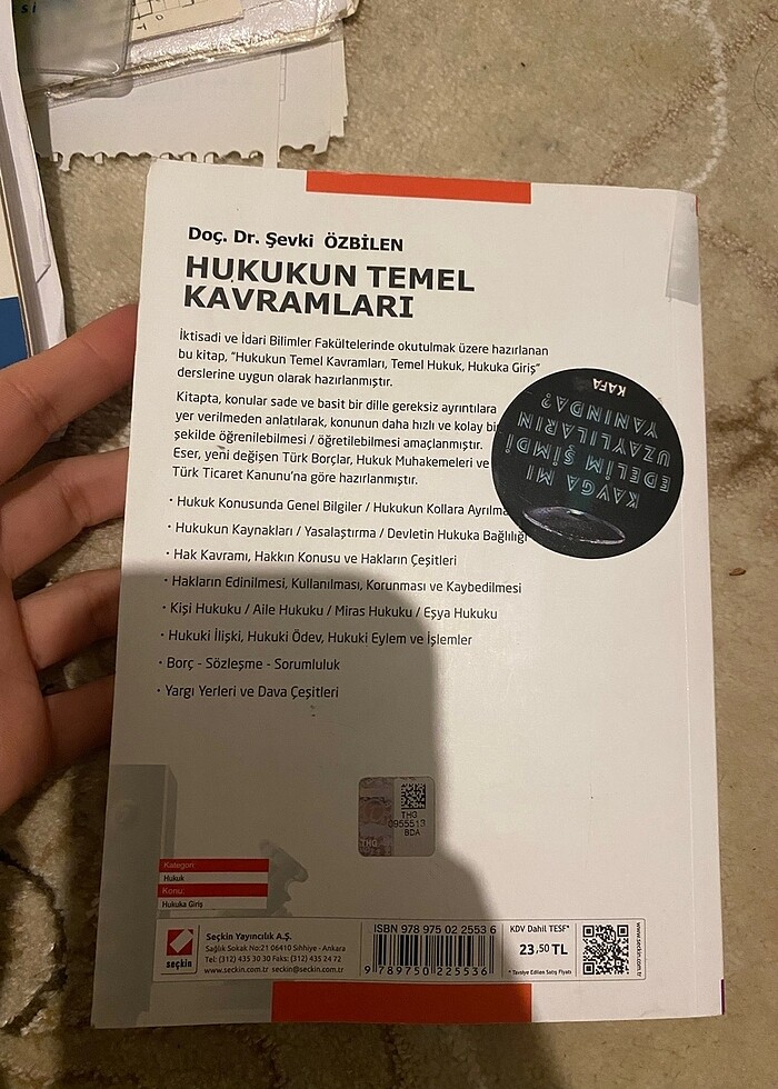 HUKUKUN TEMEL KAVRAMLARI ŞEVKİ ÖZBİLEN - Görsel 2