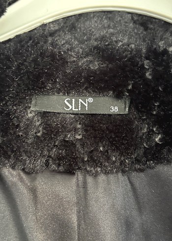 Siyah Kürklü Midi Kadın Ceket - Görsel 3