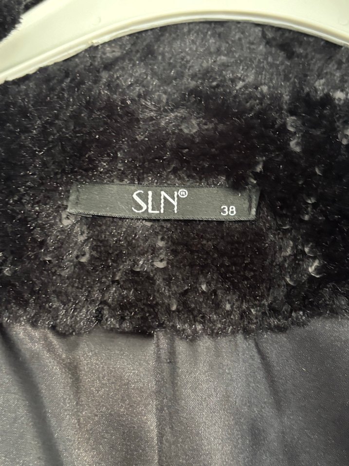 Siyah Kürklü Midi Kadın Ceket - Görsel 3