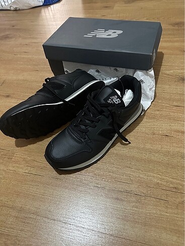 Orjinal New Balance 43 numara
