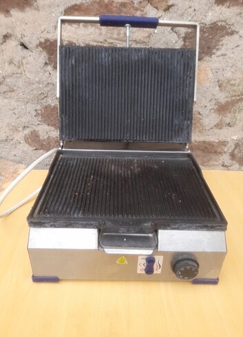 Sanayi tipi tost makinası - Görsel 3