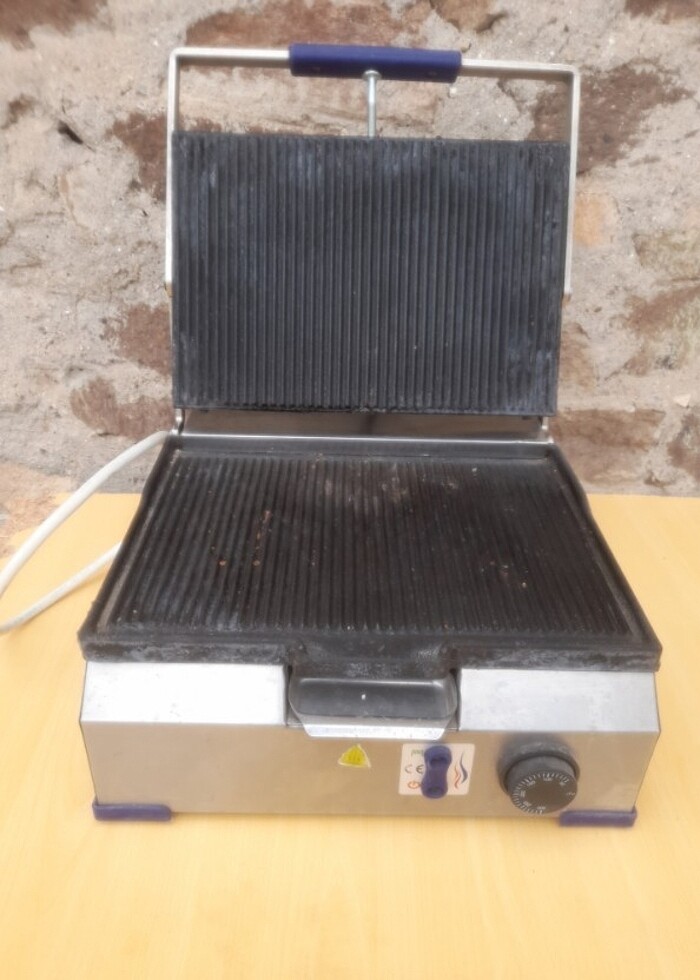 Sanayi tipi tost makinası  - Görsel 3