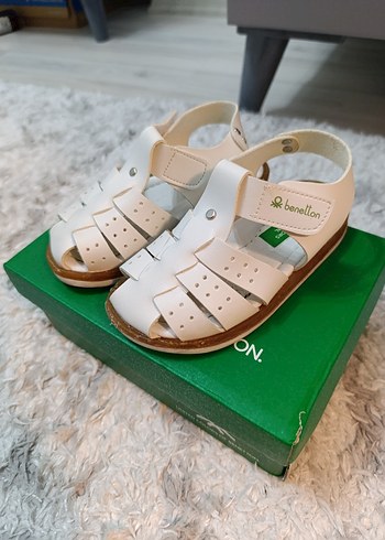 Benetton Beyaz Çocuk Sandalet 24 no