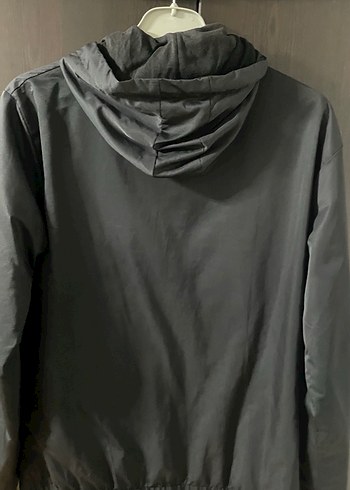 Jordan Siyah Kapüşonlu Erkek Yağmurluk - Görsel 5