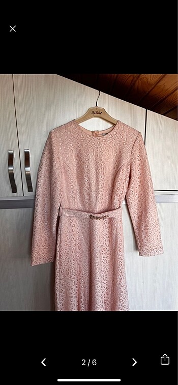 Pembe balık model elbise