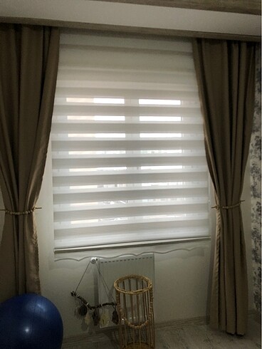 Zebra stor perde