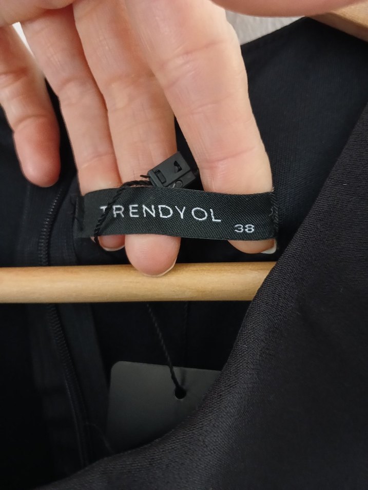 Uzun Siyah Kadın Abiye Elbise - Görsel 4