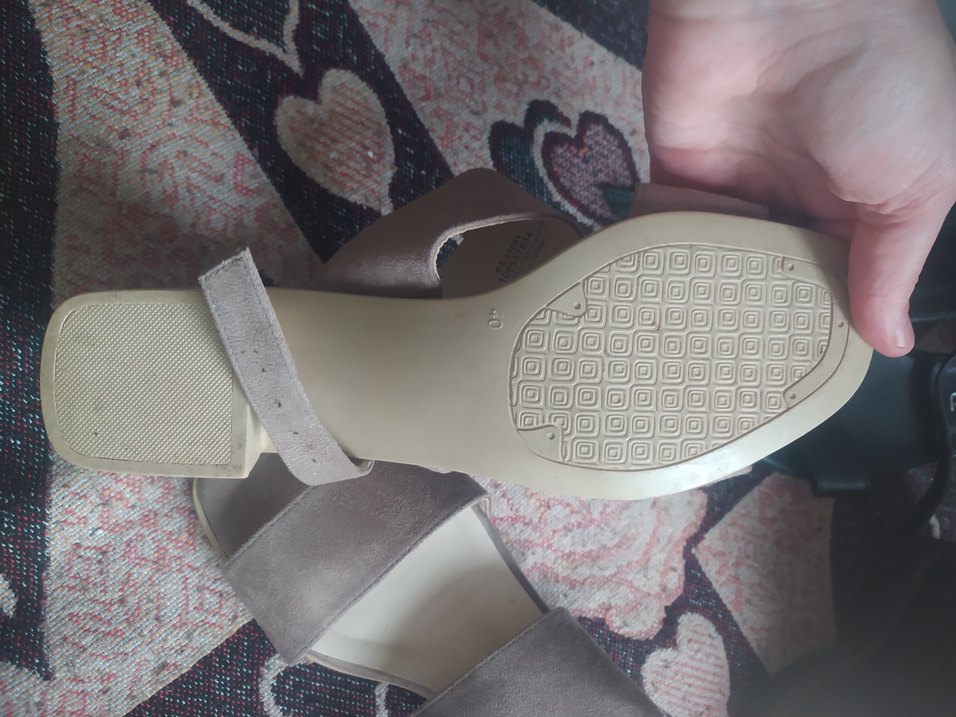 Gri Süet Dolgu Topuklu Kadın Sandalet - Görsel 3