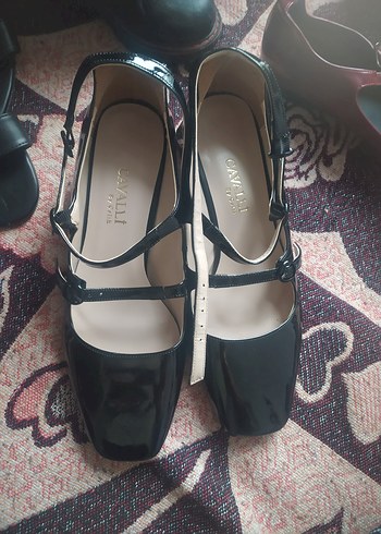 Siyah Yılan Desenli Tokalı Stiletto Topuklu - Görsel 3