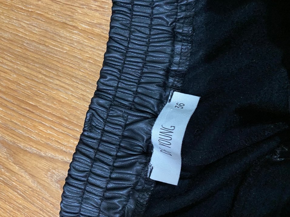 Kadın Siyah Deri Beli Kemerli Dar Paça Pantolon - Görsel 4