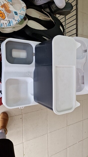 Evcil hayvan besleme ve sulama kabı 