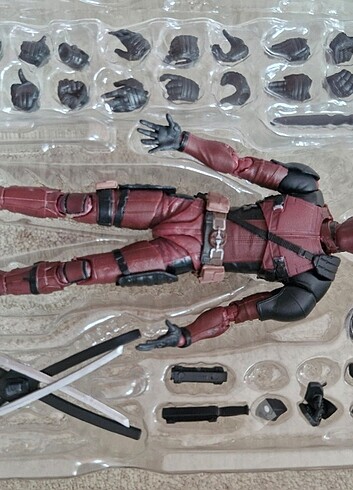 Deadpool-2 figür karekter