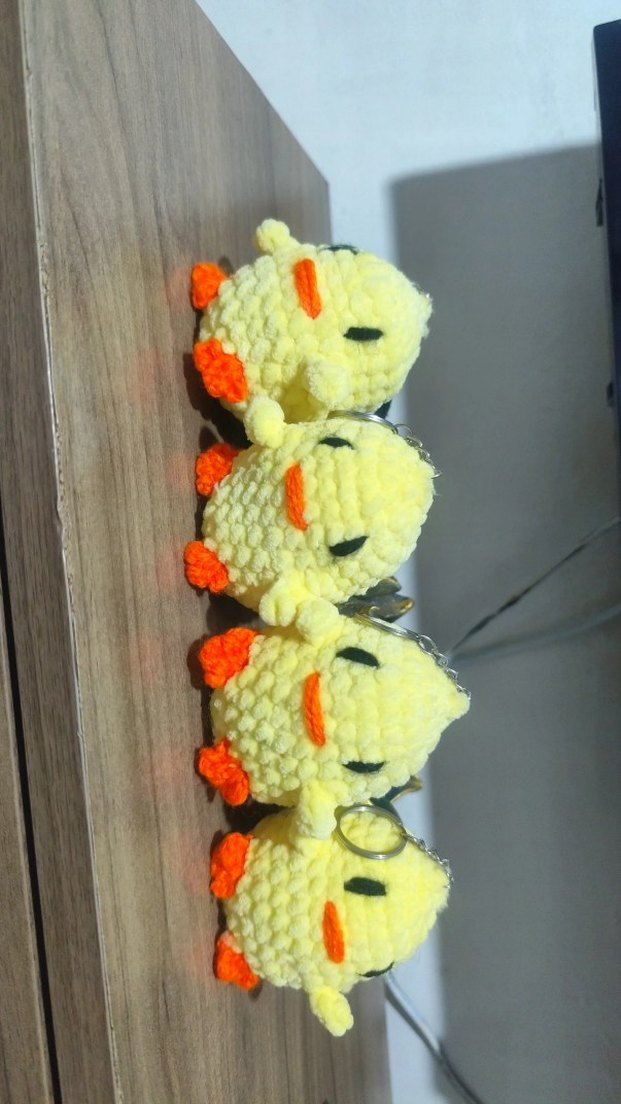 Sarı Örgü Civciv Anahtarlık - Görsel 2