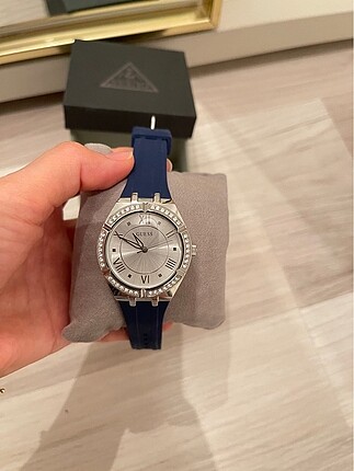 Guess Lacıvert saat