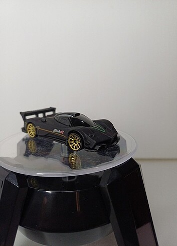 Pagani Zonda R