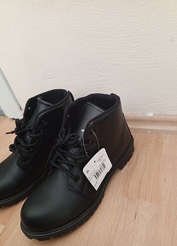 LC Waikiki Kadın bot
