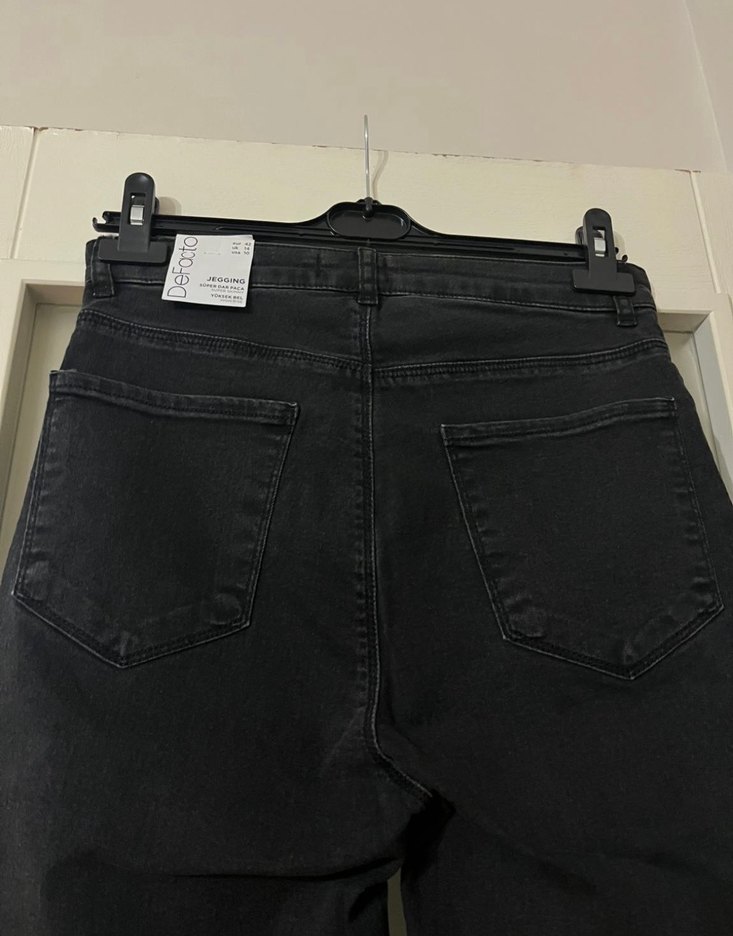 Siyah Dar Kesim Kot Pantolon - Görsel 2