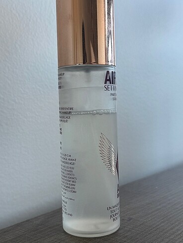 Diğer Charlotte Tilbury Airbrush Setting Spray