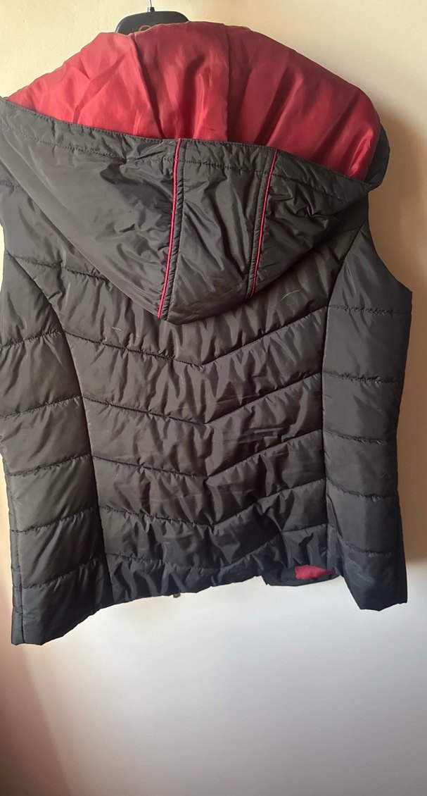 US Polo Assn. Kırmızı Siyah Kadın Yelek - Görsel 2