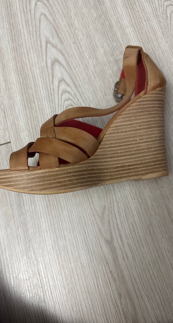 Bej Deri Kadın Dolgu Topuklu Sandalet - Görsel 2