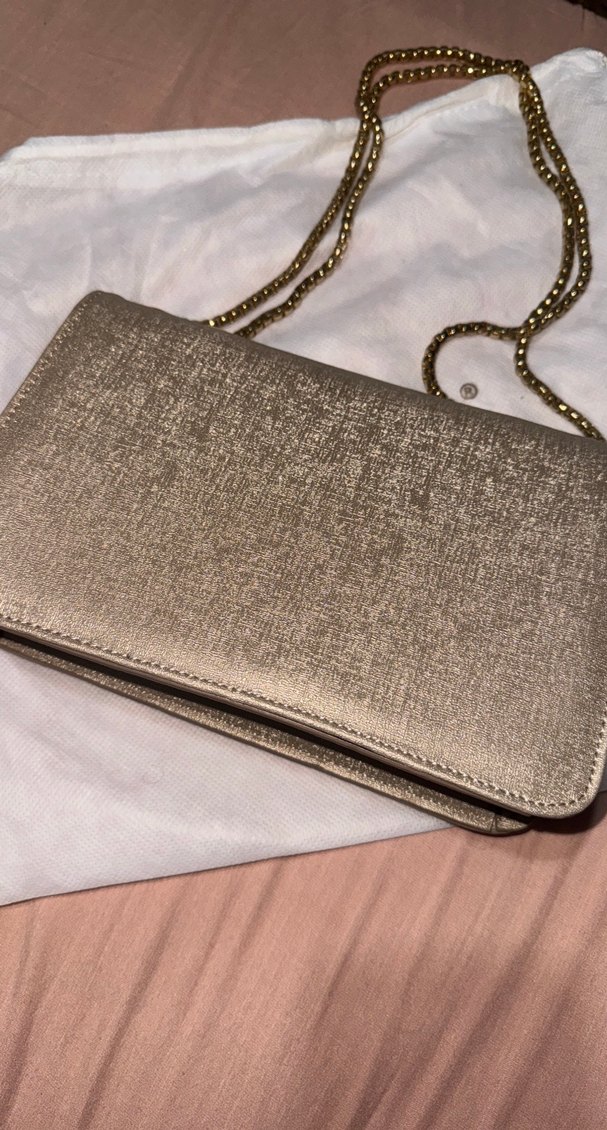 Zincir Detaylı Altın Rengi Deri Kadın Çanta - Görsel 2