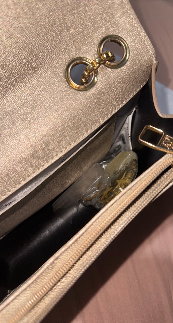 Zincir Detaylı Altın Rengi Deri Kadın Çanta - Görsel 4