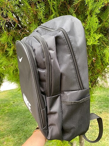  Beden Nike okul çantası