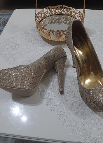 Diğer Gold topuklu düğün nikah ayakkabısı 