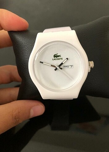 Beyaz Lacoste Saat 