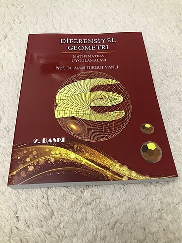 Diferensiyel Geometri ve Mathematica Uygulamaları