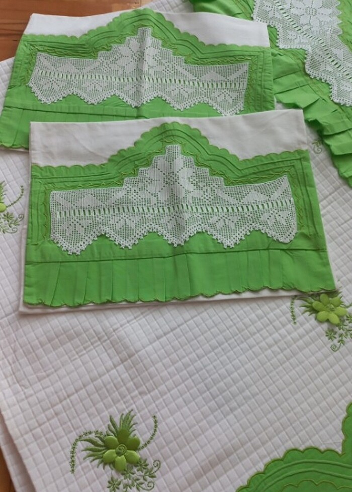 Çift kişilik çarşaf pike ve 2 yastık - Görsel 2