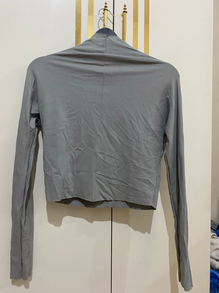 Dik Yaka Düz Uzun Kollu Kadın Crop - Görsel 4