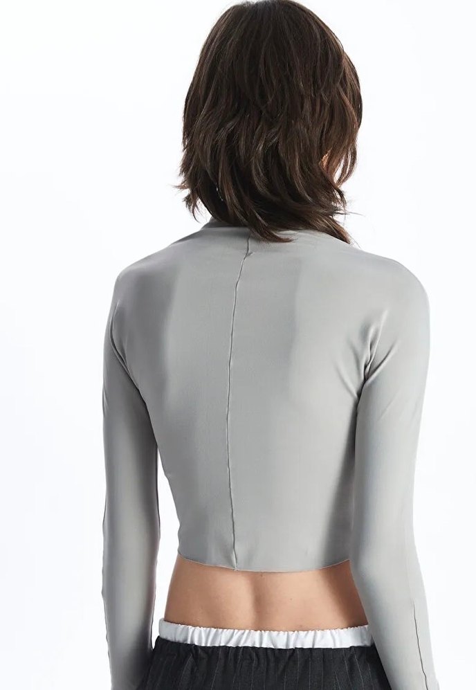 Dik Yaka Düz Uzun Kollu Kadın Crop - Görsel 2