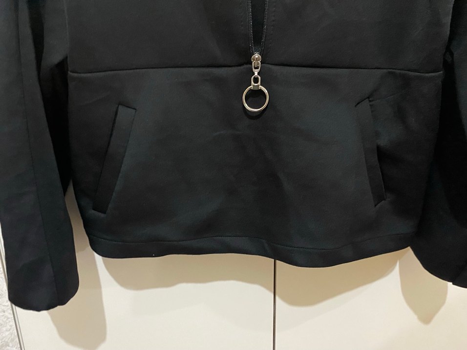 Siyah Fermuarlı Yüksek Yakalı Sweatshirt - Görsel 3