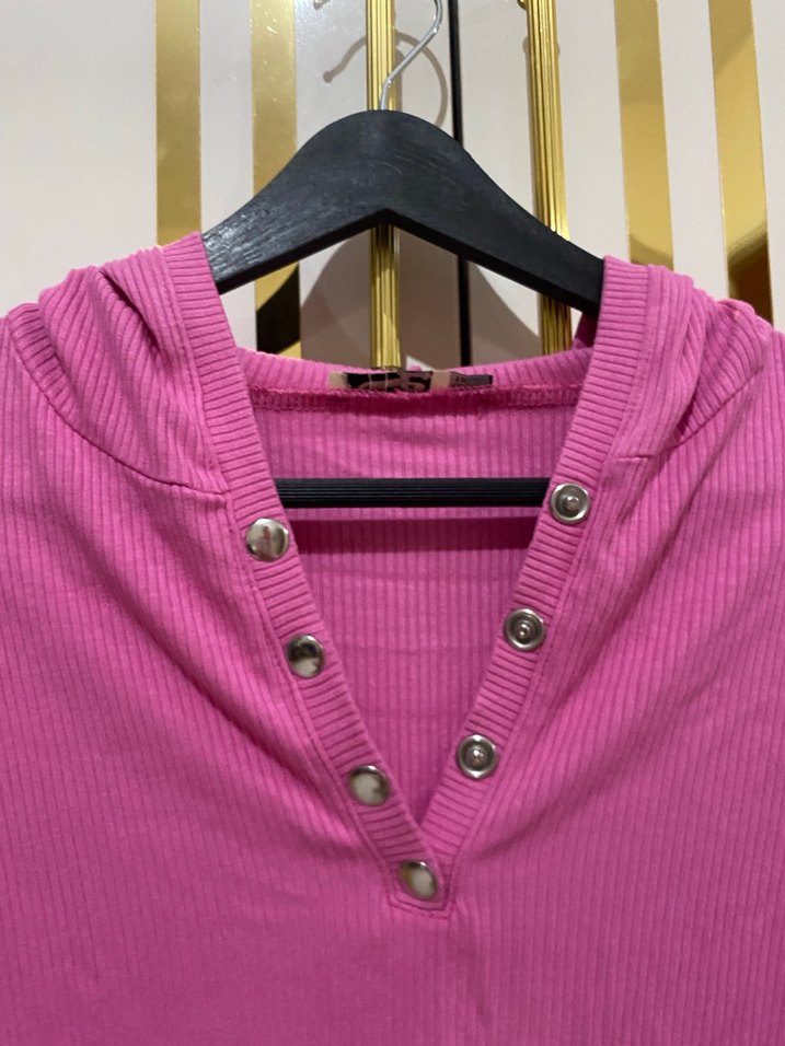 Düğmeli V Yakalı Pembe Kadın Kazak - Görsel 2