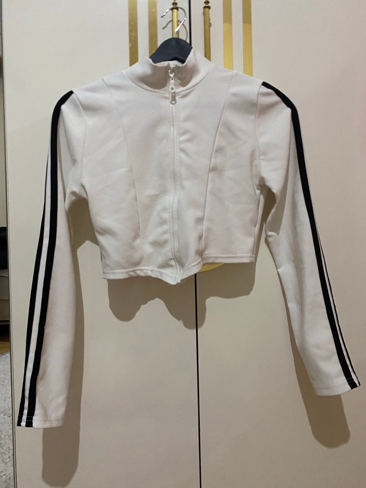 Beyaz Fermuarlı V Yaka Crop Top - Görsel 2