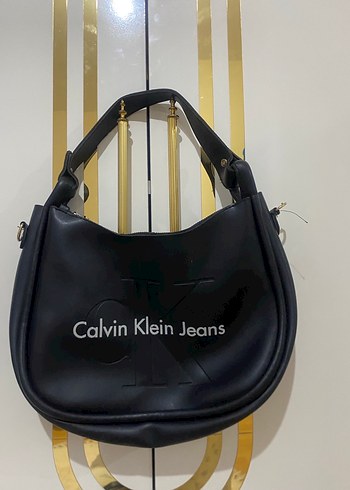 Calvin Klein Jeans Yazılı Siyah Deri Kadın Çanta - Görsel 2