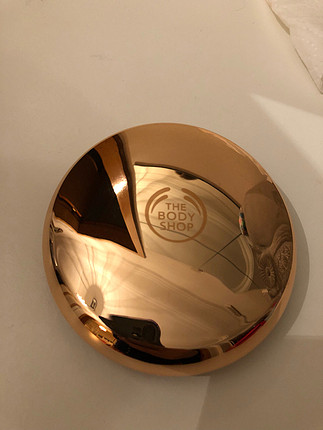 The Body shop bronzer