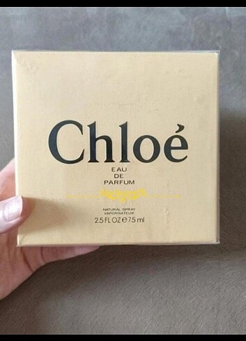 Chloe 