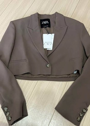 Zara Zara crop blazer